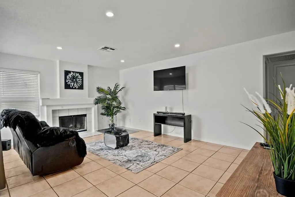 Appartement Work, Life, Luxury! Luxe Vegas Home W Firepit+Pool Las Vegas