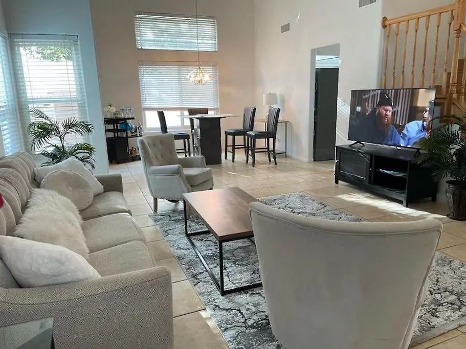 Work, Life, Luxury! Luxe Vegas Home W Firepit+Pool Las Vegas 0*,  Verenigde Staten